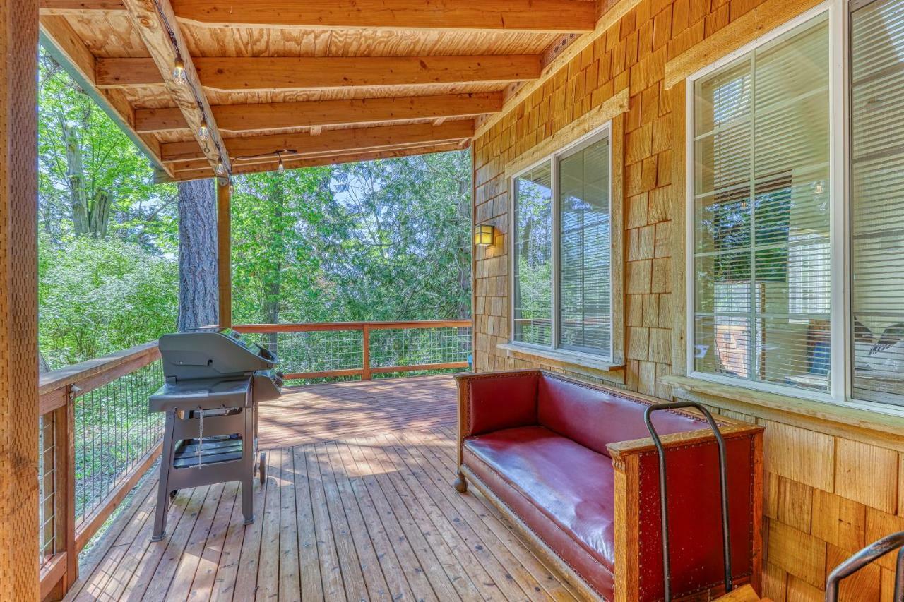 Camano Writer'S Cottage Exterior photo
